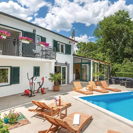 Lovely In With Wifi Holiday home Kamenmost